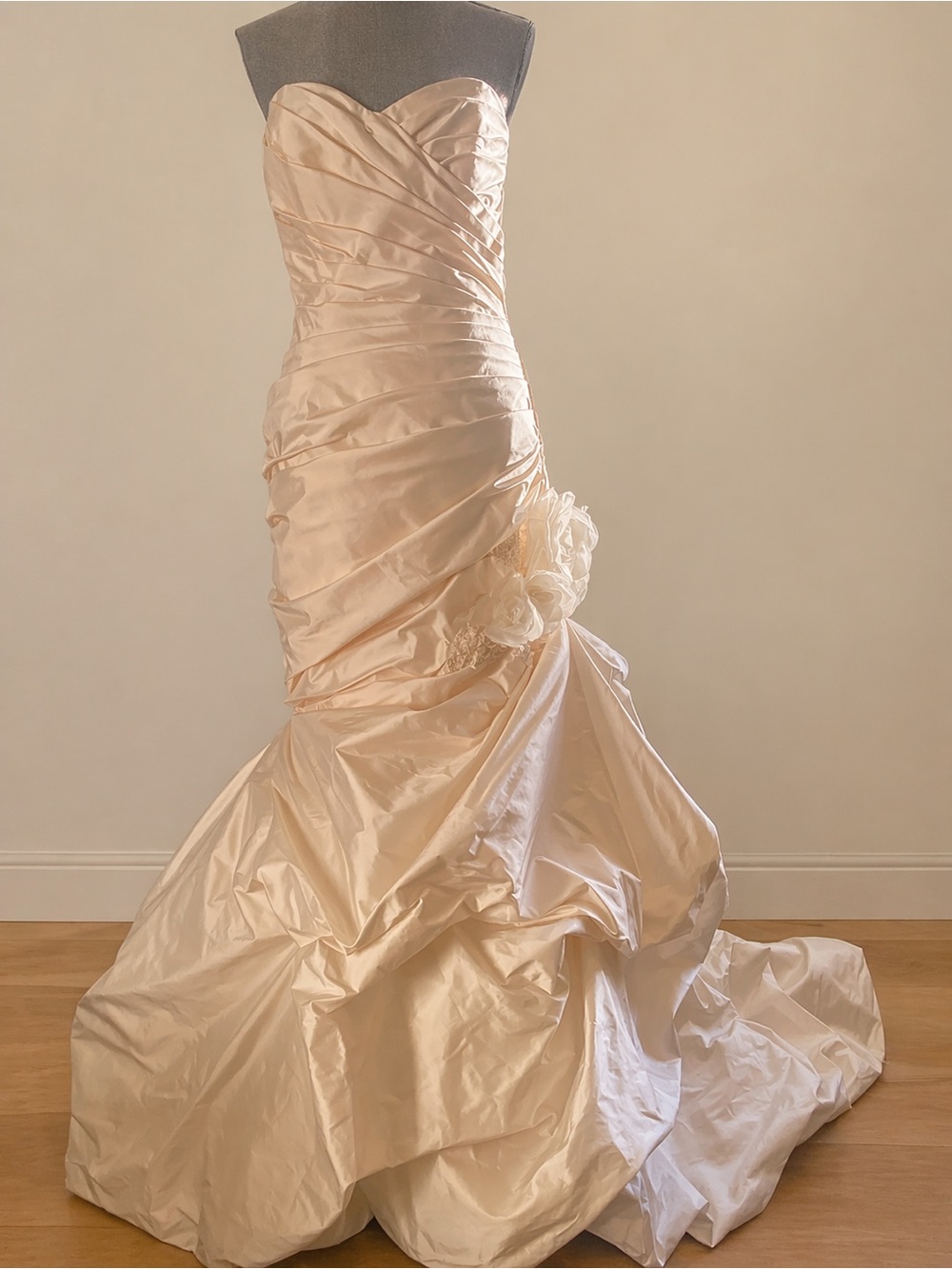 Paloma Blanca Ivory Silk Strapless Ruched Mermaid Wedding Gown NEW MSRP$2585